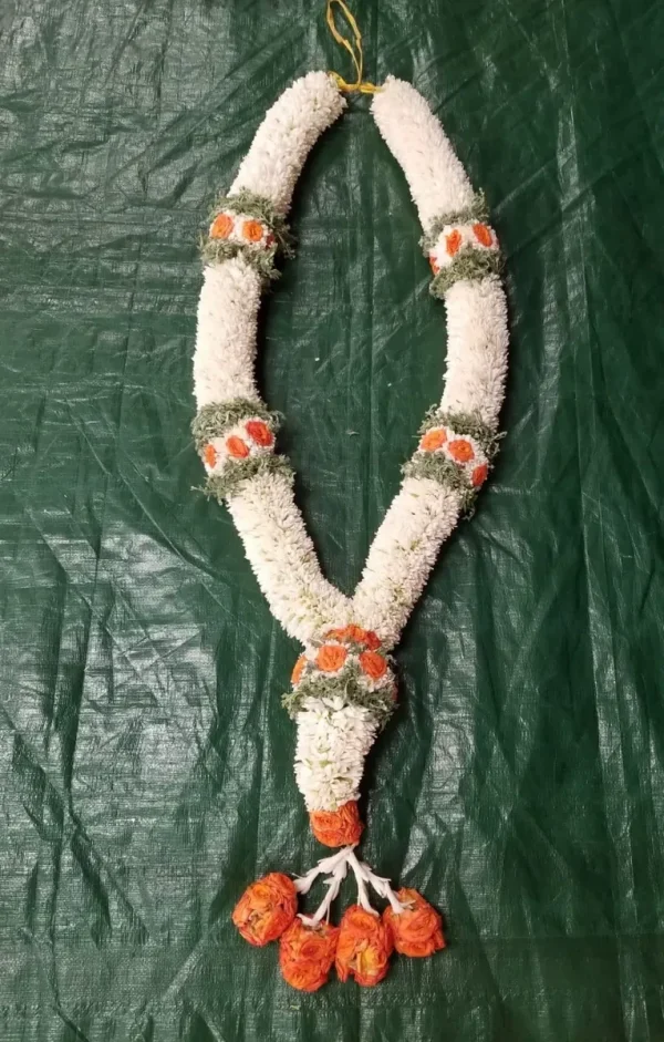 Fresh Flowers - $15 per feet